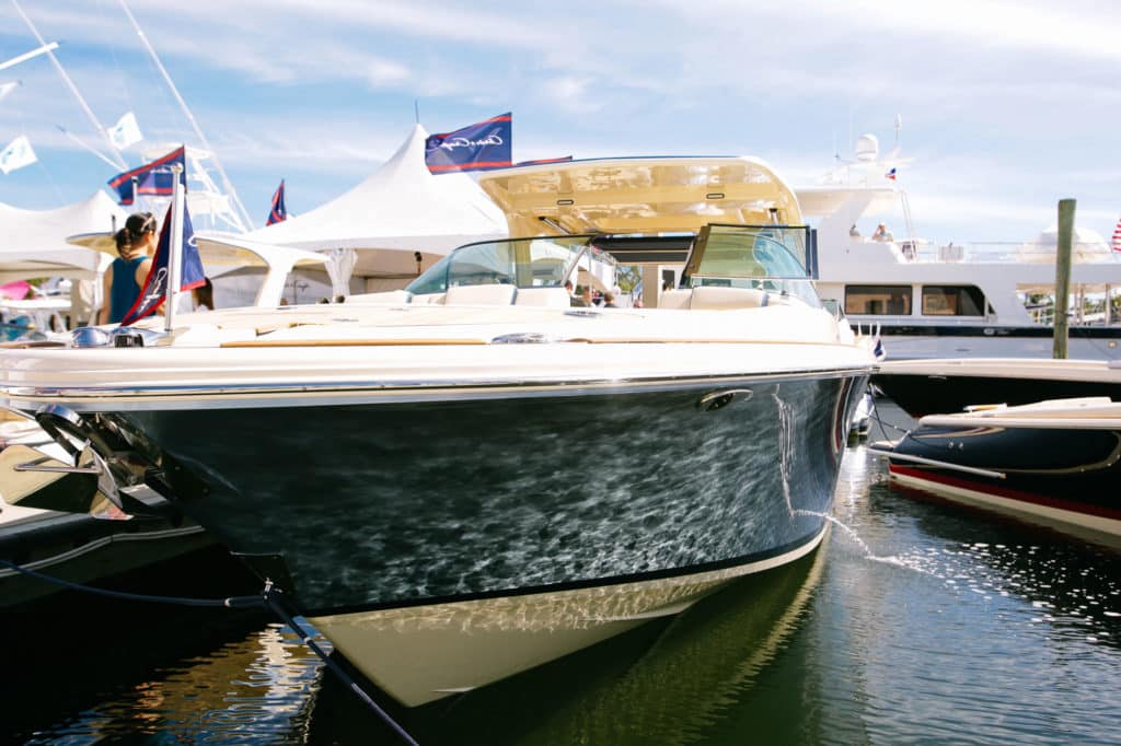 Chris Craft Launch 35 GT