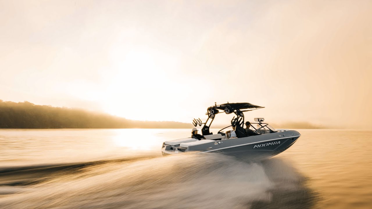 2024 Moomba Kaiyen | Wakesurf & Wakeboard Boat