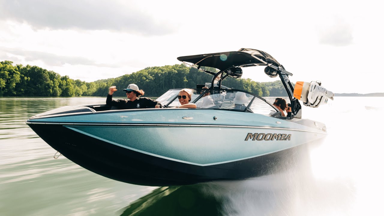 2024 Moomba Craz | 22' Wakeboard and Wakesurf Boat