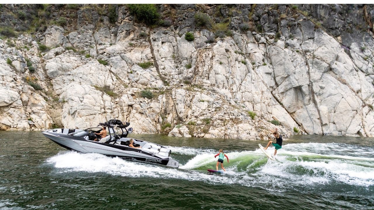 2024 Supreme ZS252 | Spacious Wakeboat